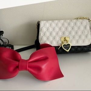 Betsey Johnson crossbody